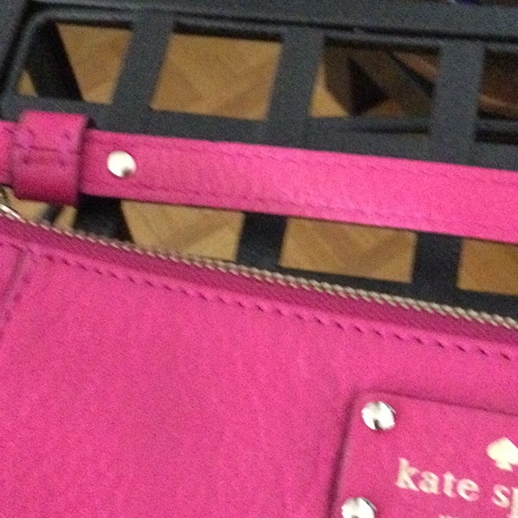 Kate Spade - Picture 2 of 7
